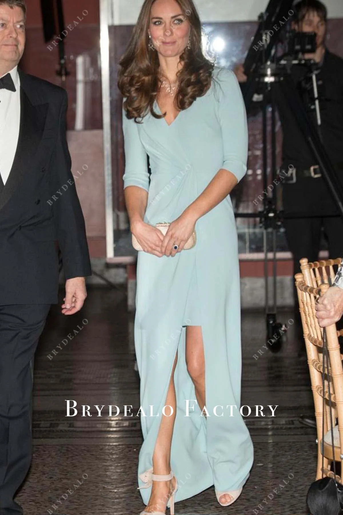 Kate Middleton Blue 3/4 Sleeves Wildlife Photography Awards 2014