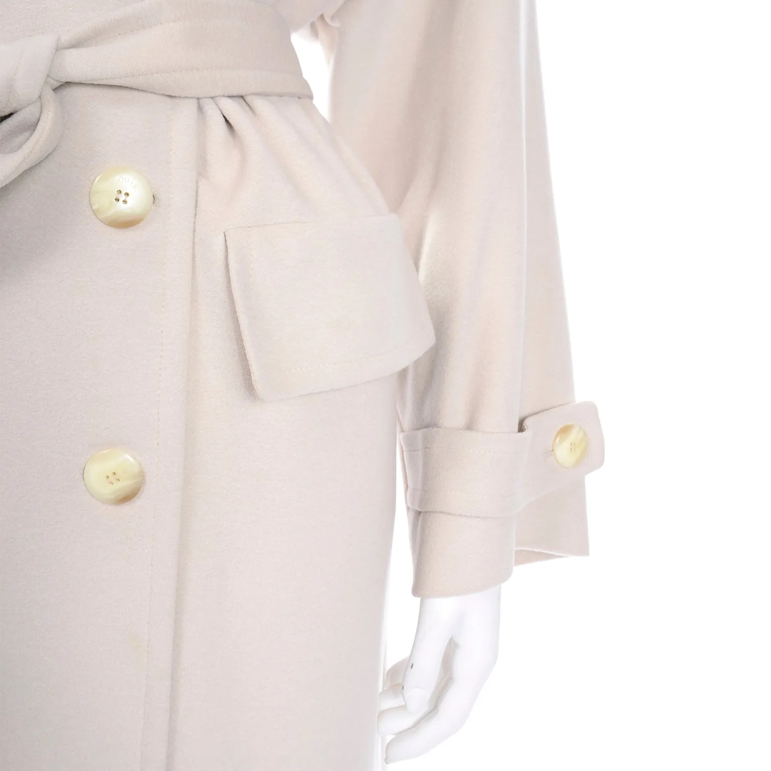 Louis Feraud Vintage Cream Cashmere Blend Coat W Removable Fur Collar