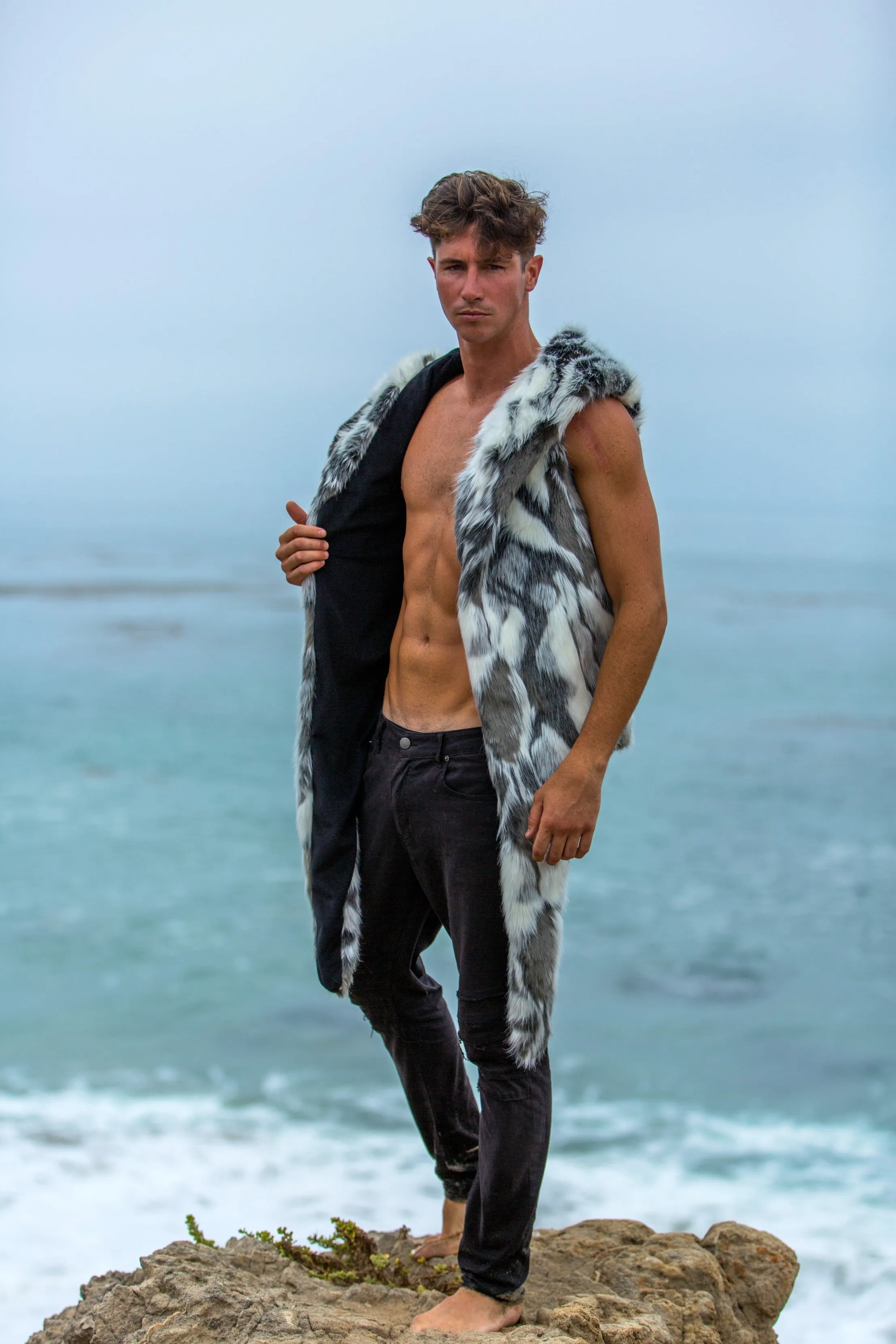 Men's Desert Warrior Vest in "Tibetan Wolf"