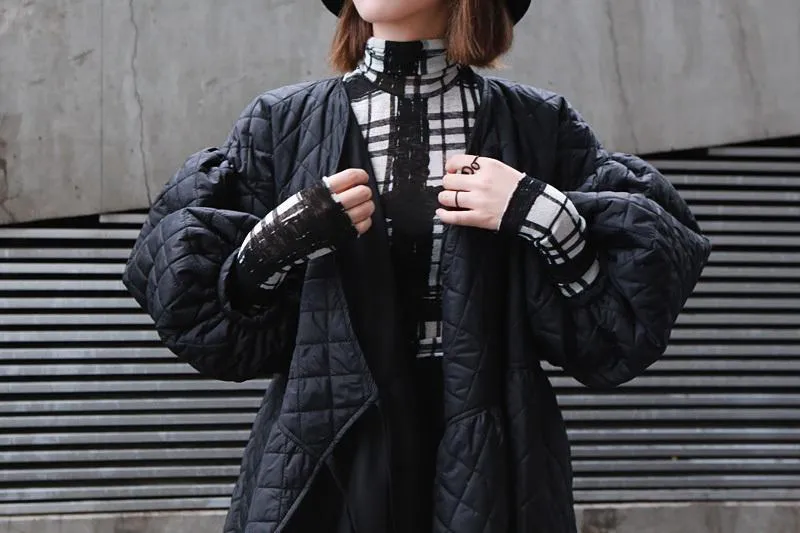 Sayaka Quilted Lantern Sleeve Coat