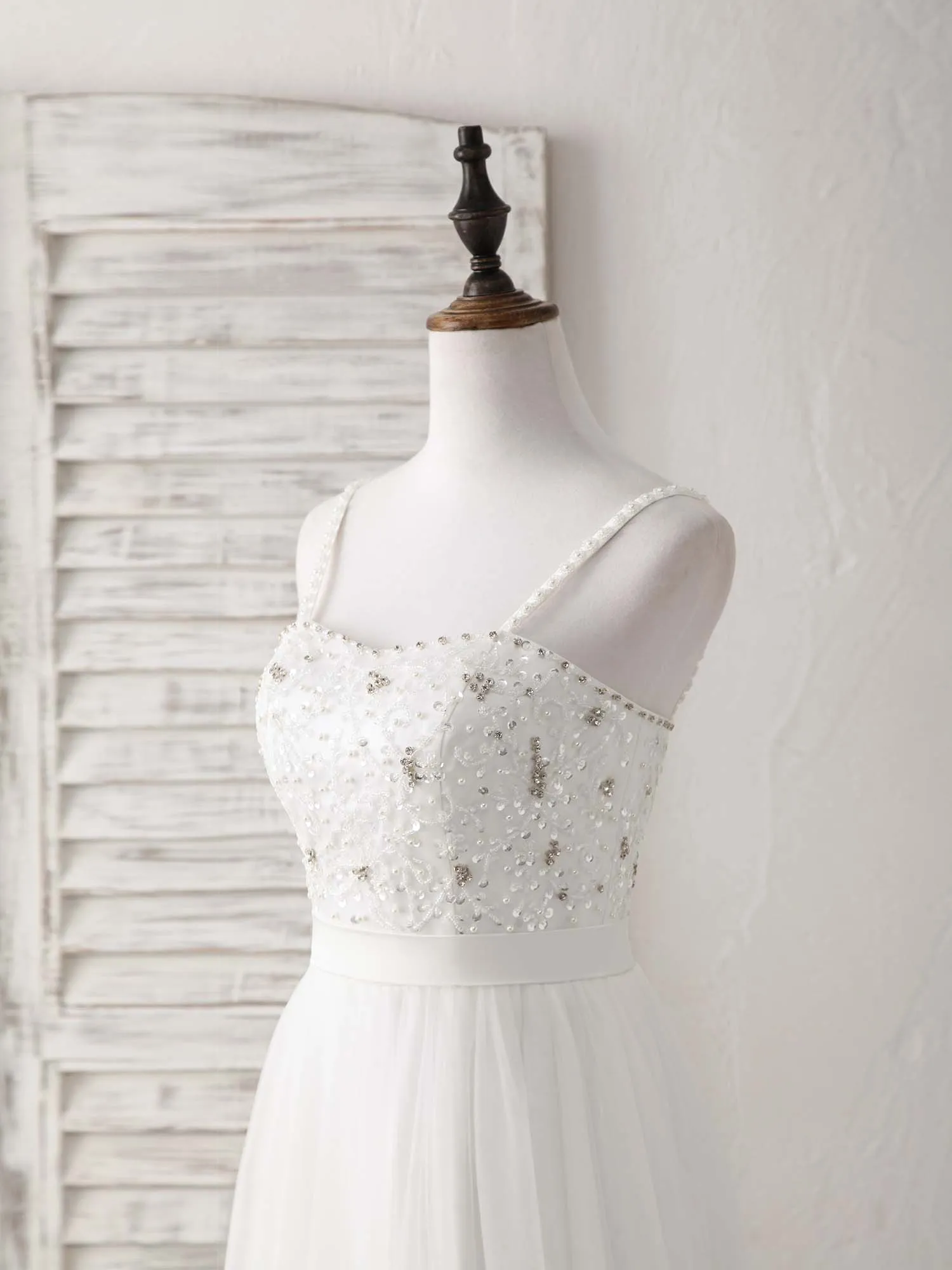 White Sweetheart Neck Tulle Beads Long Prom Dress White Evening Dress