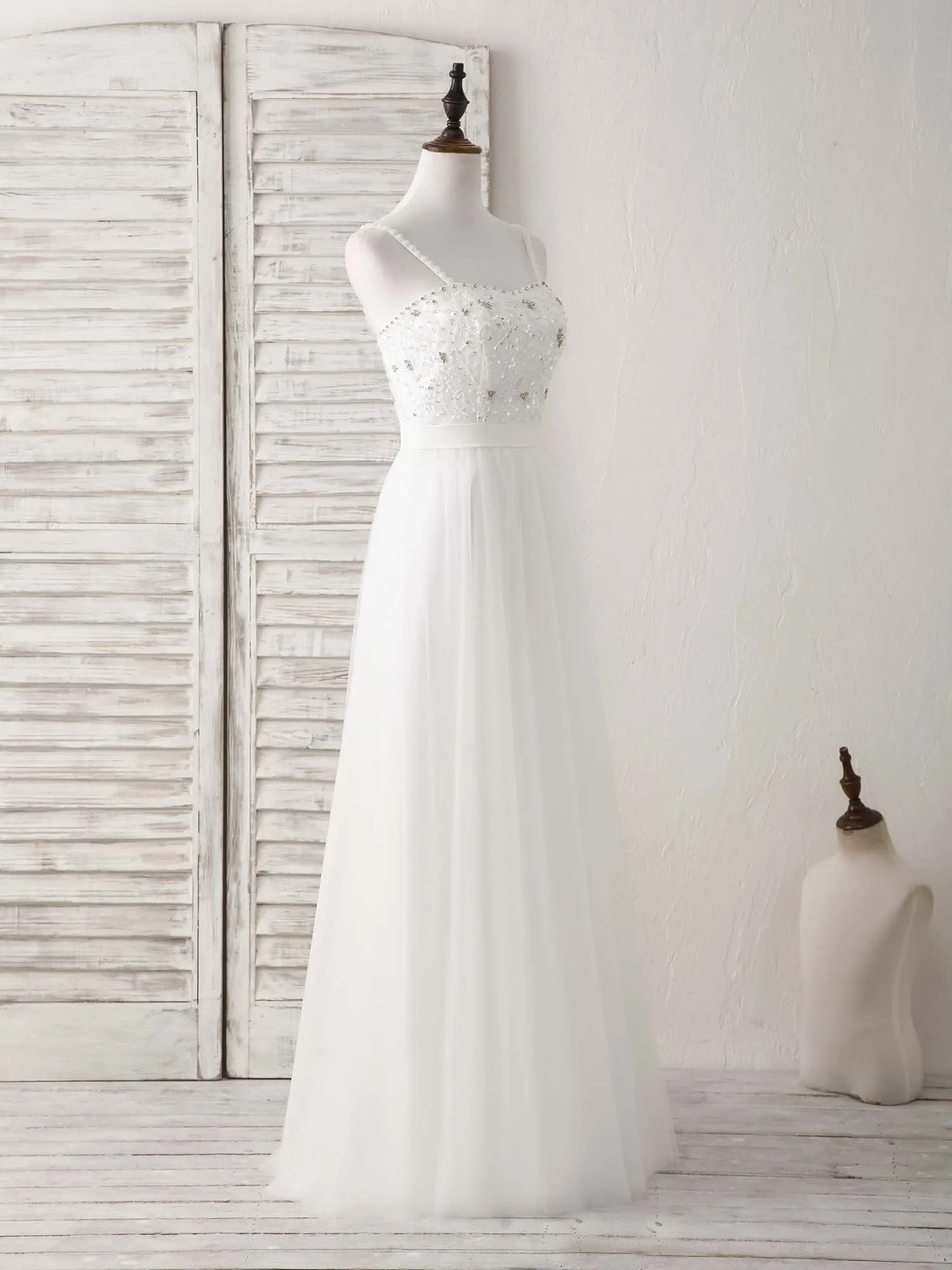 White Sweetheart Neck Tulle Beads Long Prom Dress White Evening Dress